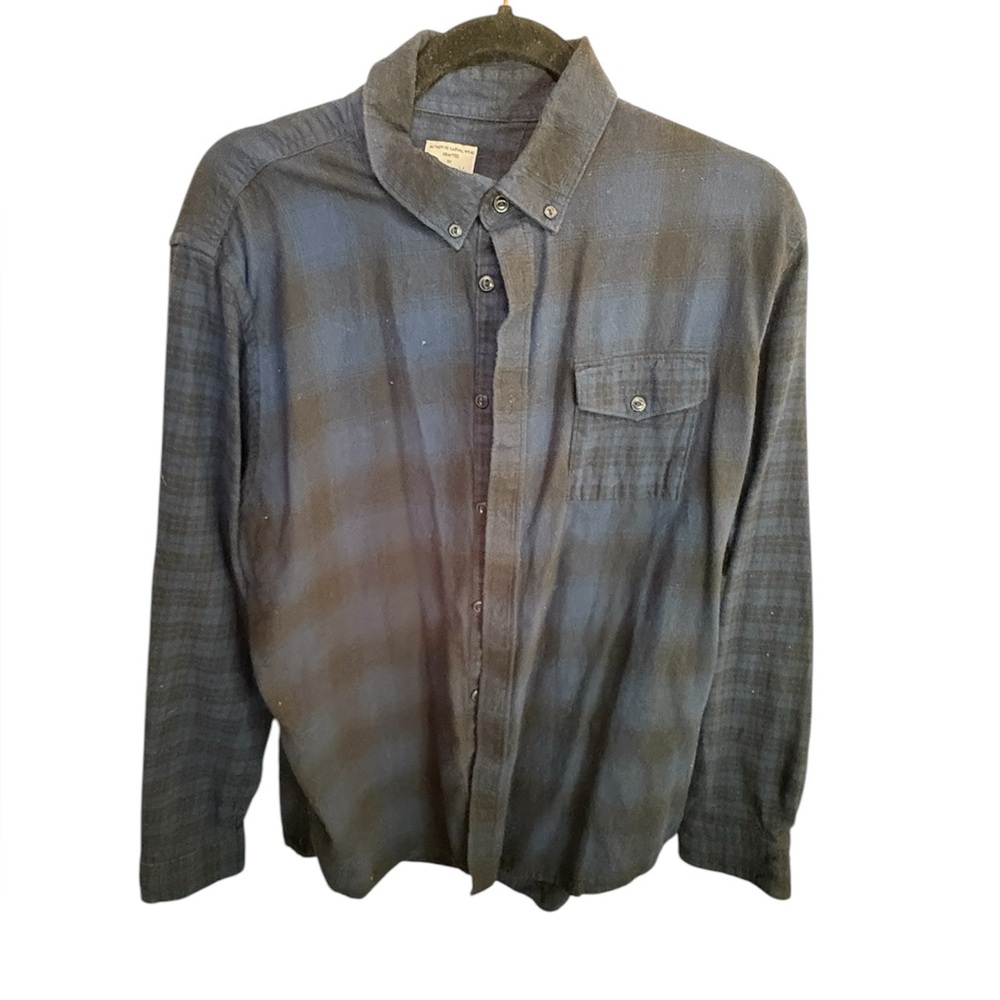 Blue Flannel Button Up Shirt Size Large EASY Comfort Wear Brand